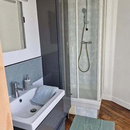 Apartment A 18 Min De Notre Dame Au Coeur De Paris En Rer C *